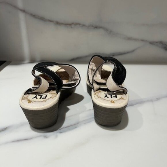 Ladies FLY Wedge Sandal - Size 38 - Picture 3 of 5